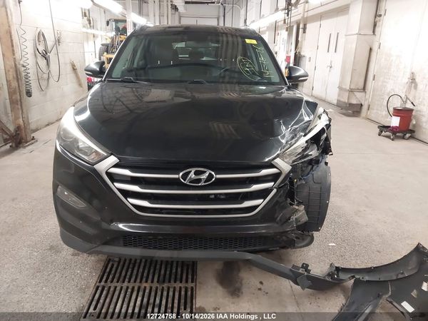 2017 HYUNDAI TUCSON SE — I13