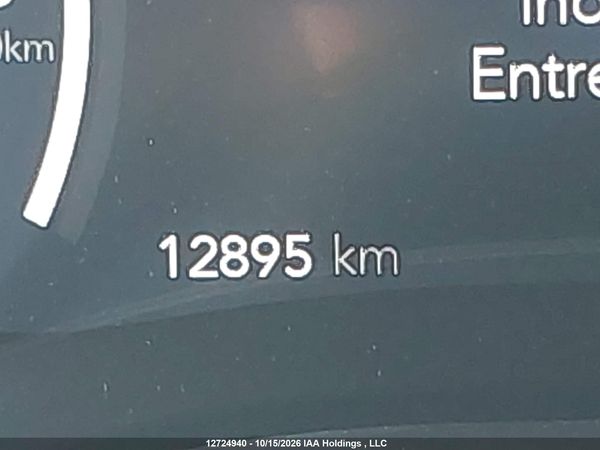 2024 CHRYSLER PACIFICA HYBRID SELECT — I16