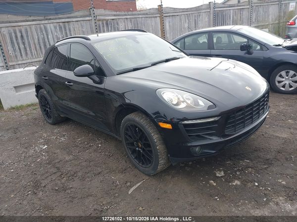 2015 PORSCHE MACAN S — I1