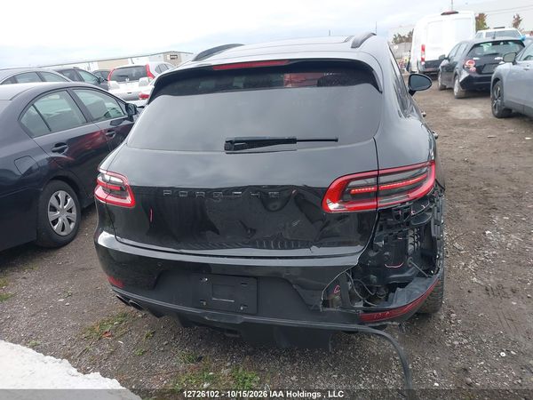 2015 PORSCHE MACAN S — I16