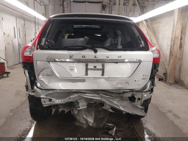2016 VOLVO XC60 T5/PREMIER — I17