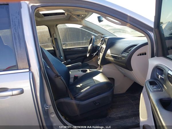 2015 DODGE GRAND CARAVAN CREW — I5