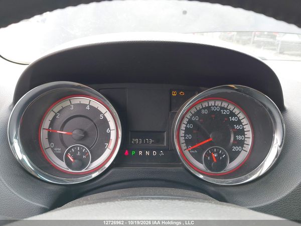 2016 DODGE GRAND CARAVAN SE — I7