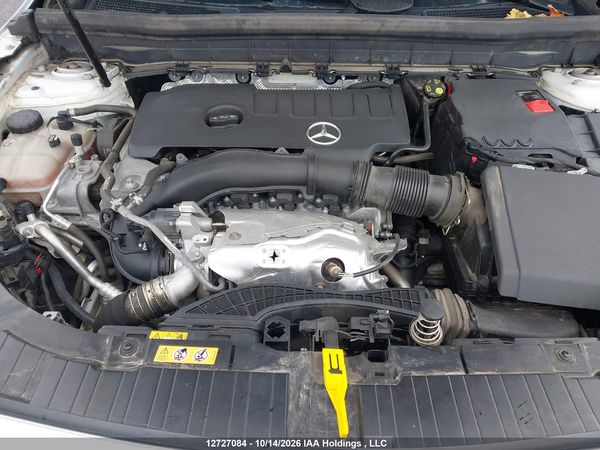 2020 MERCEDES-BENZ GLB 250 4MATIC — I10