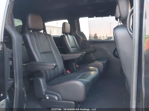 2019 DODGE GRAND CARAVAN GT — I8
