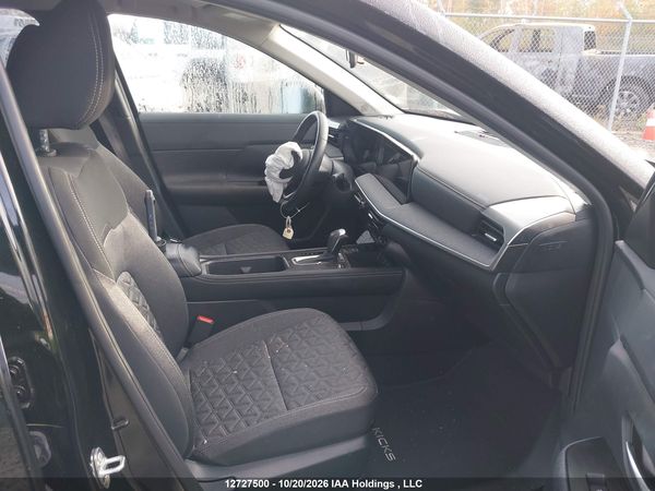 2025 NISSAN KICKS SV — I5