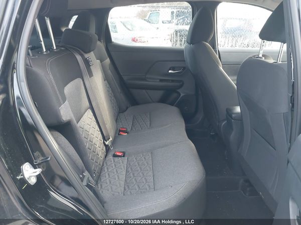 2025 NISSAN KICKS SV — I8