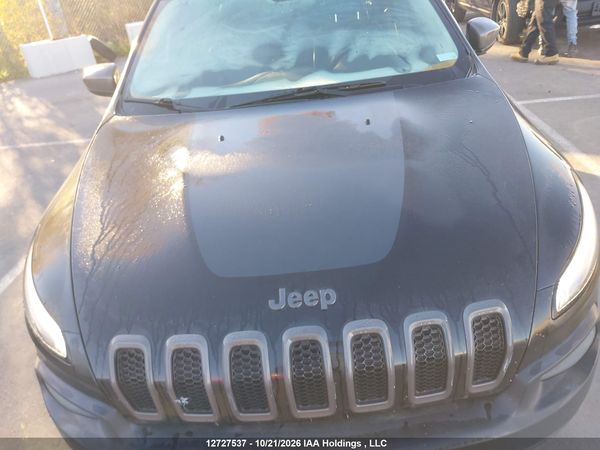 2016 JEEP CHEROKEE TRAILHAWK — I10