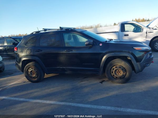2016 JEEP CHEROKEE TRAILHAWK — I13