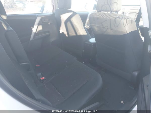 2016 TOYOTA RAV4 LE — I8