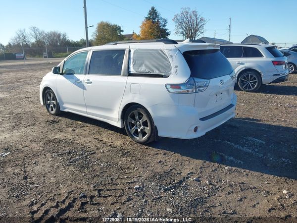 2020 TOYOTA SIENNA SE/SE PREMIUM — I3