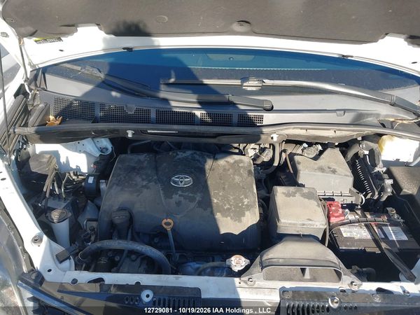 2020 TOYOTA SIENNA SE/SE PREMIUM — I10