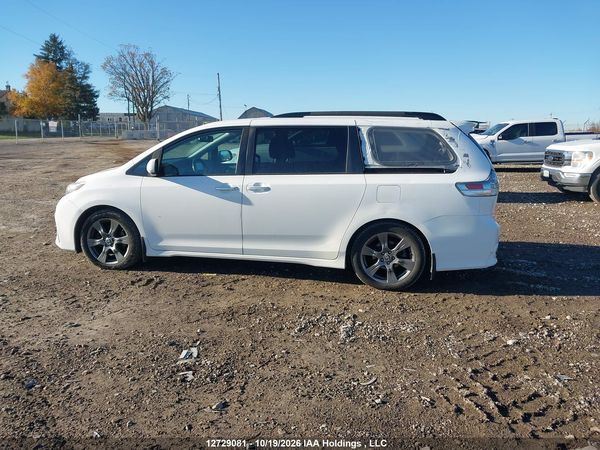 2020 TOYOTA SIENNA SE/SE PREMIUM — I14