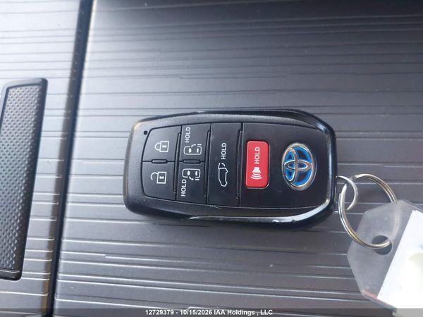 2025 TOYOTA SIENNA — I11