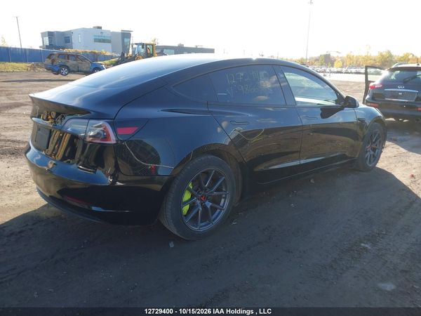 2021 TESLA MODEL 3 — I4