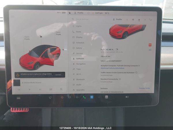 2021 TESLA MODEL 3 — I7