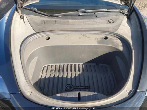 2021 TESLA MODEL 3 — I10