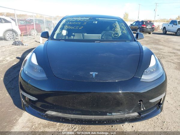 2021 TESLA MODEL 3 — I13