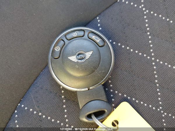2013 MINI CLUBMAN COOPER — I11