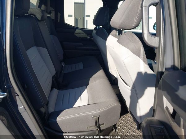 2024 TOYOTA TACOMA — I8