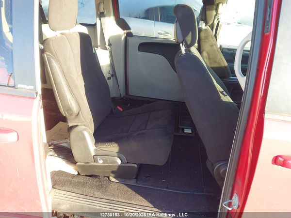 2012 DODGE GRAND CARAVAN SE/SXT — I8