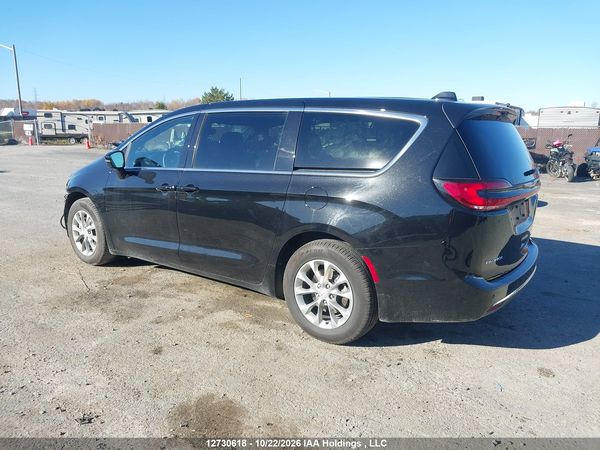 2026 CHRYSLER PACIFICA LIMITED — I3