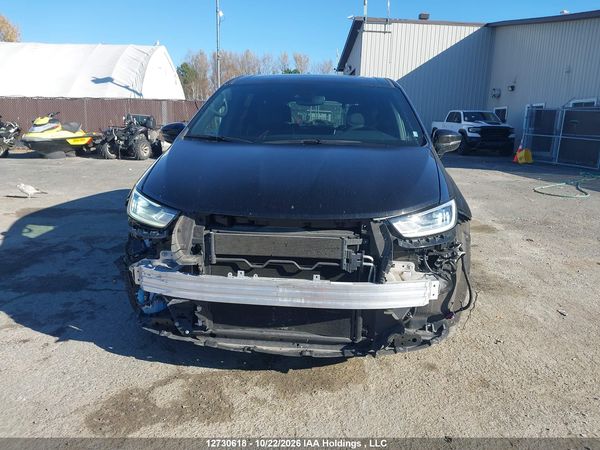 2026 CHRYSLER PACIFICA LIMITED — I12