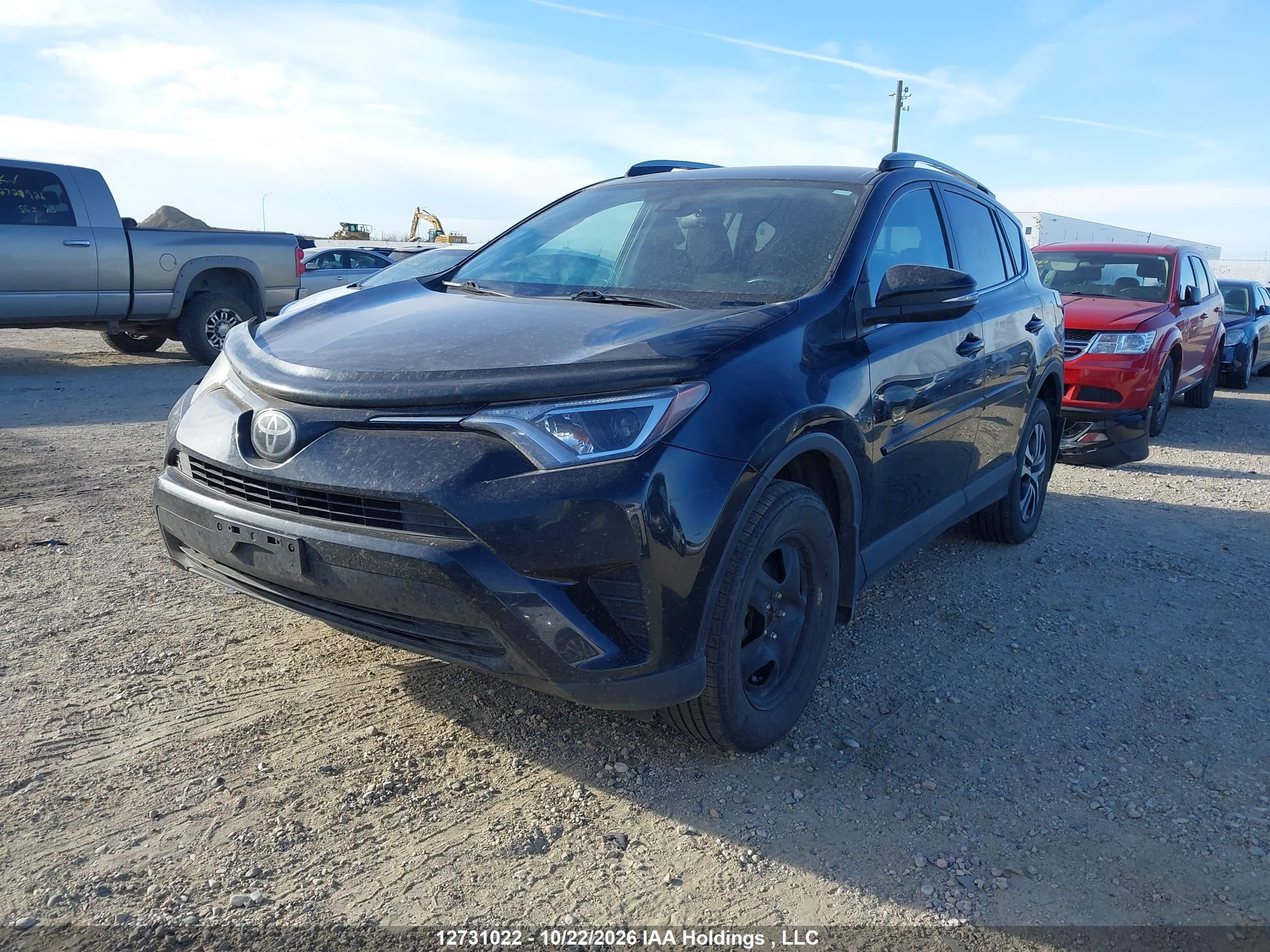 2017 TOYOTA RAV4 LE — I2