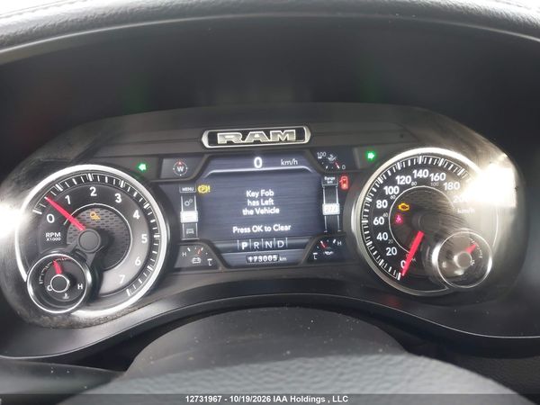2019 RAM 1500 SPORT — I7