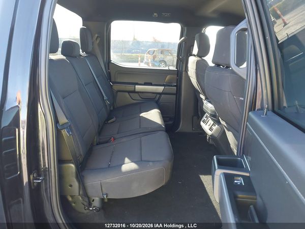2025 FORD F-150 XLT — I8