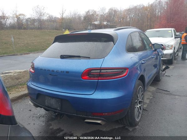2018 PORSCHE MACAN SPORT EDITION — I17