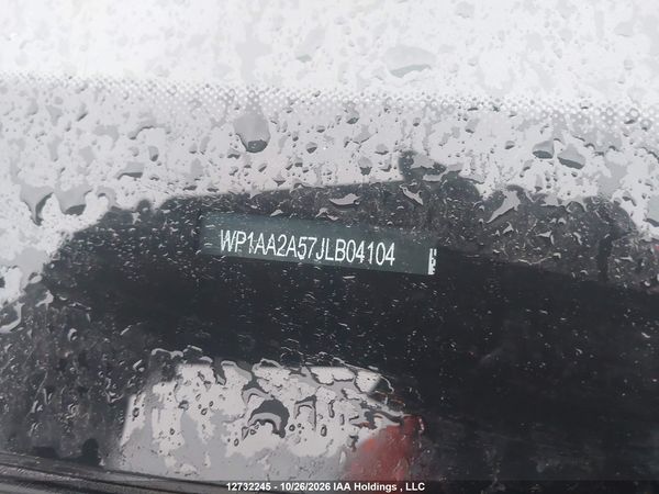 2018 PORSCHE MACAN SPORT EDITION — I19