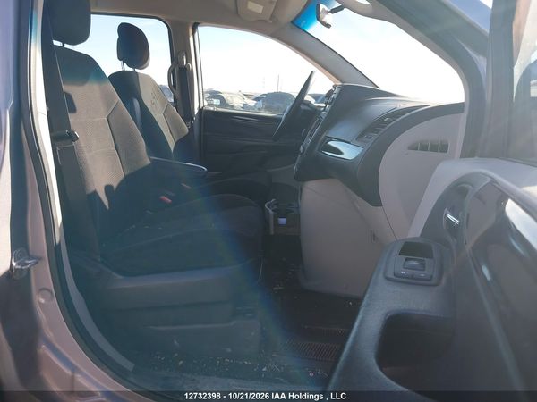 2014 DODGE GRAND CARAVAN SE/SXT — I5
