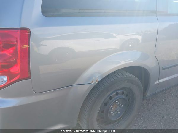 2014 DODGE GRAND CARAVAN SE/SXT — I20