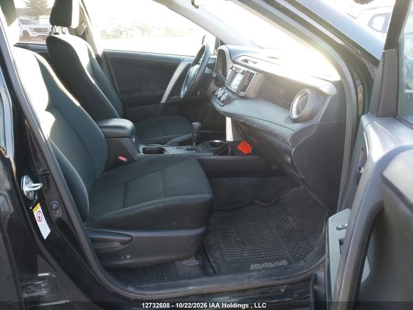 2018 TOYOTA RAV4 LE — I5