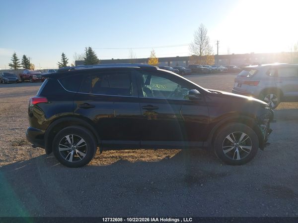 2018 TOYOTA RAV4 LE — I14