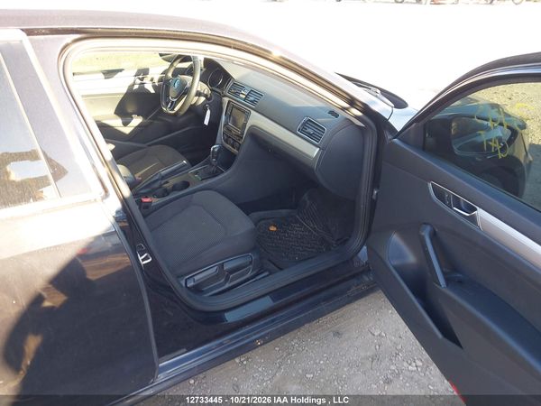 2018 VOLKSWAGEN PASSAT 2.0 TSI TRENDLINE+ — I5
