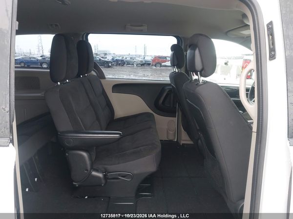 2017 DODGE GRAND CARAVAN SE — I8