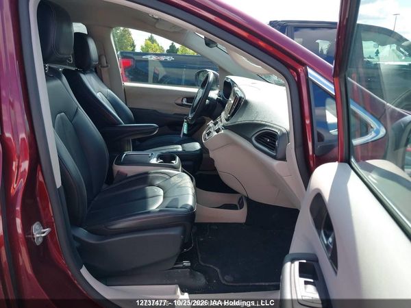 2023 CHRYSLER PACIFICA TOURING L AWD — I5