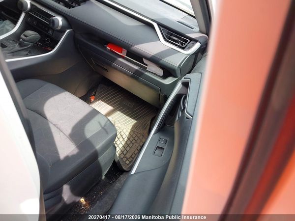 2021 TOYOTA RAV4 LE