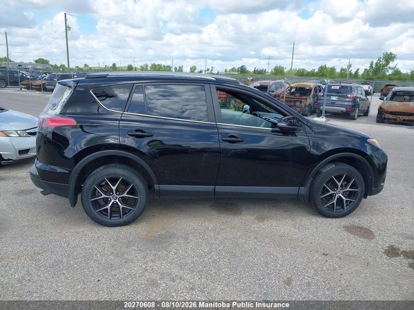 2017 TOYOTA RAV4 SE