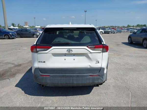 2022 TOYOTA RAV4 LE