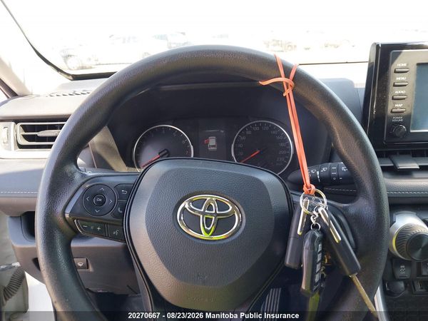 2022 TOYOTA RAV4 LE