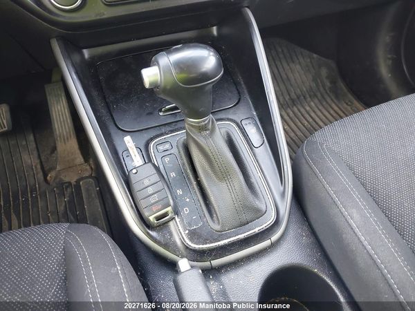 2017 KIA RONDO LX