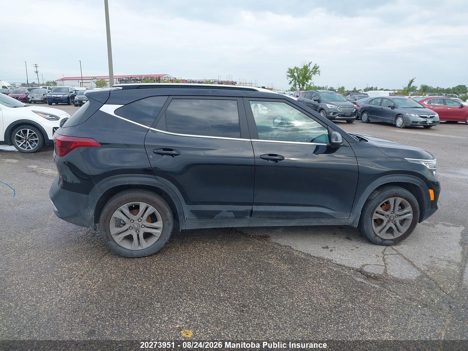 2023 KIA SELTOS EX