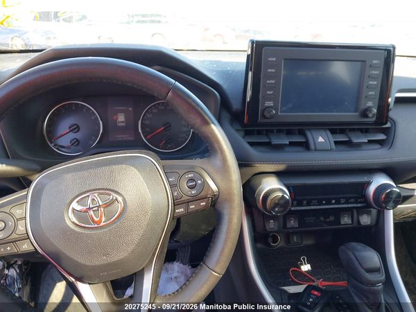 2022 TOYOTA RAV4 XLE — I7