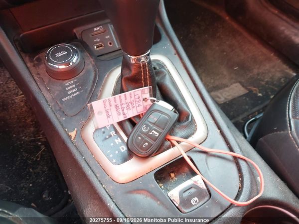 2016 JEEP CHEROKEE LIMITED — I10