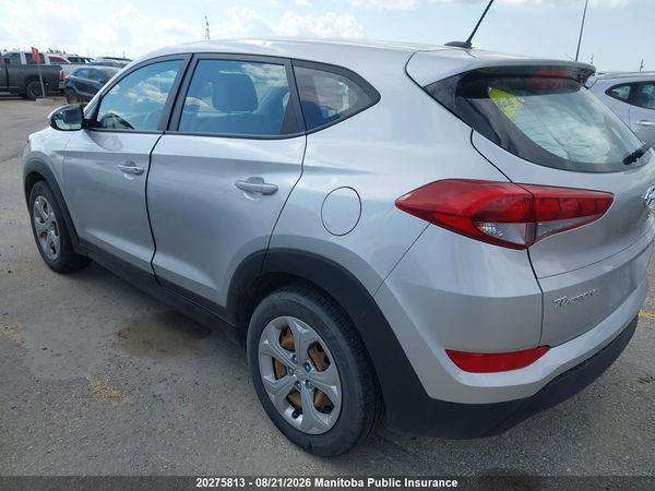 2016 HYUNDAI TUCSON SE