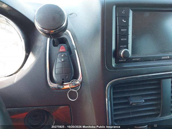 2017 DODGE GRAND CARAVAN CREW — I10