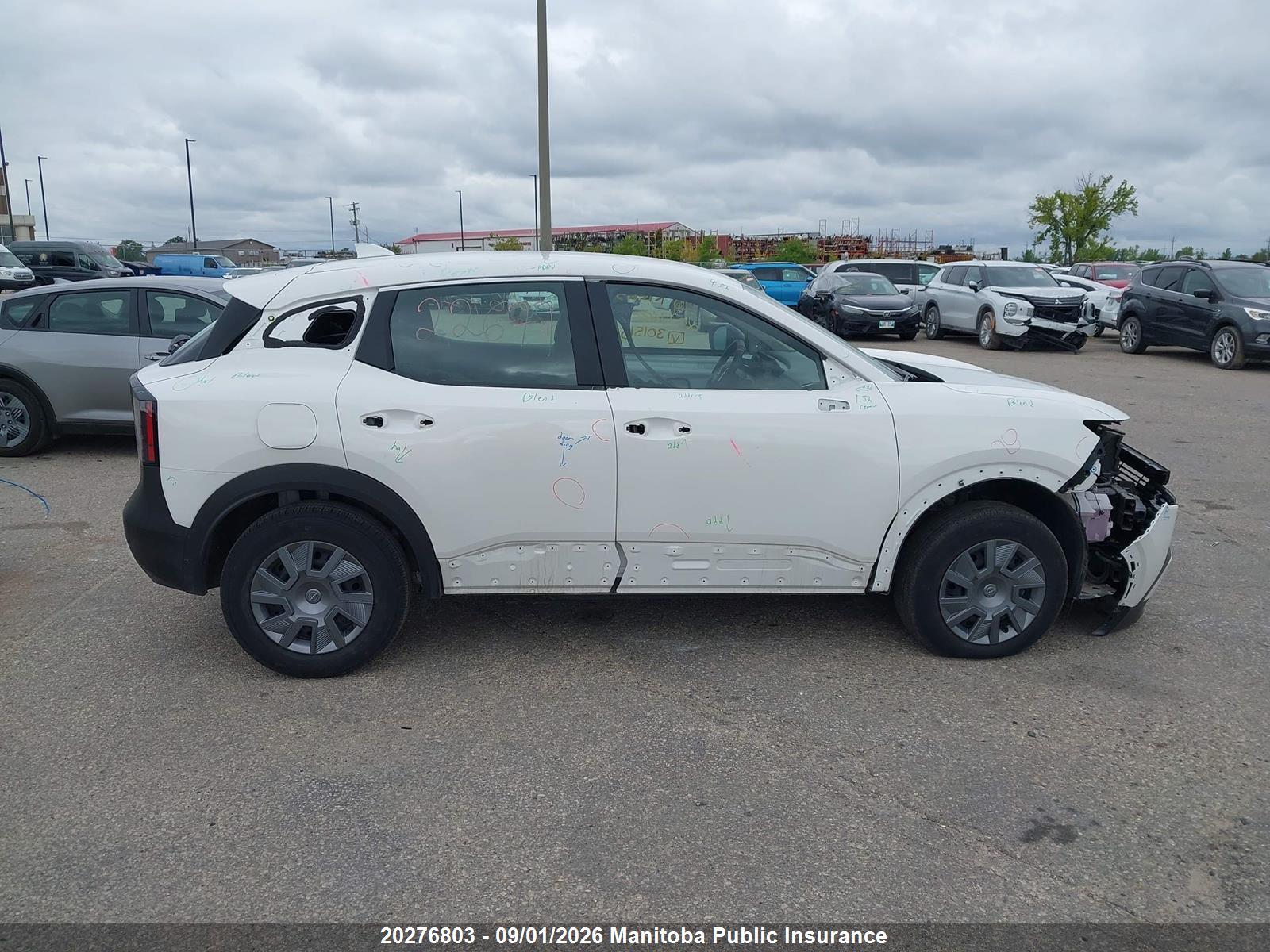 2025 NISSAN KICKS S
